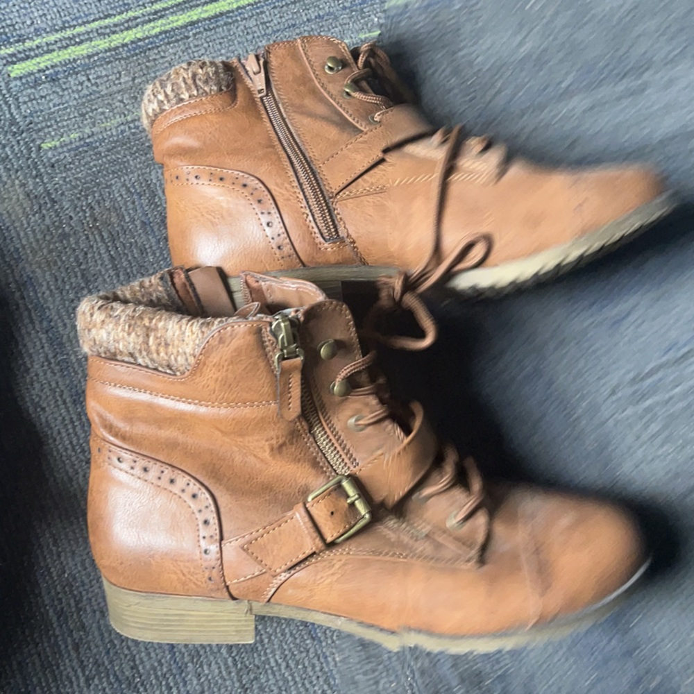 Ladies Fashion Boots